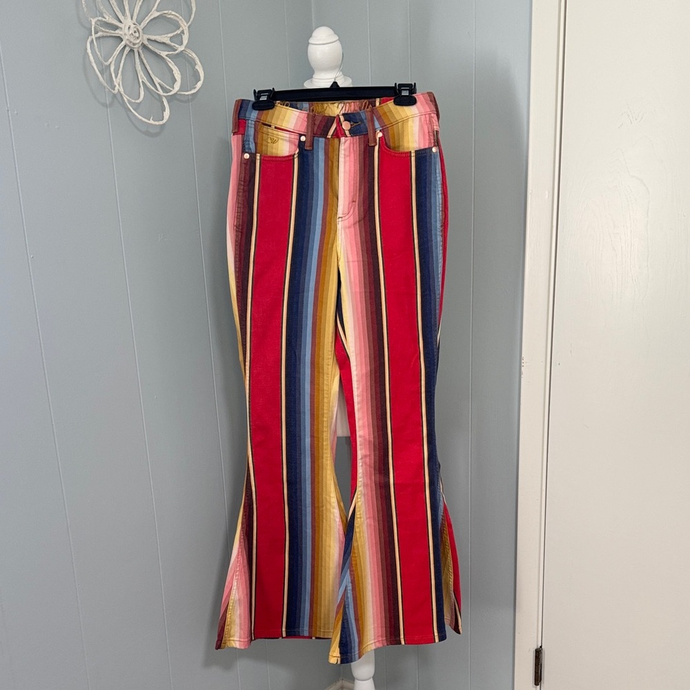 Wrangler Lainey Wilson Multicolor Striped Flare Pants